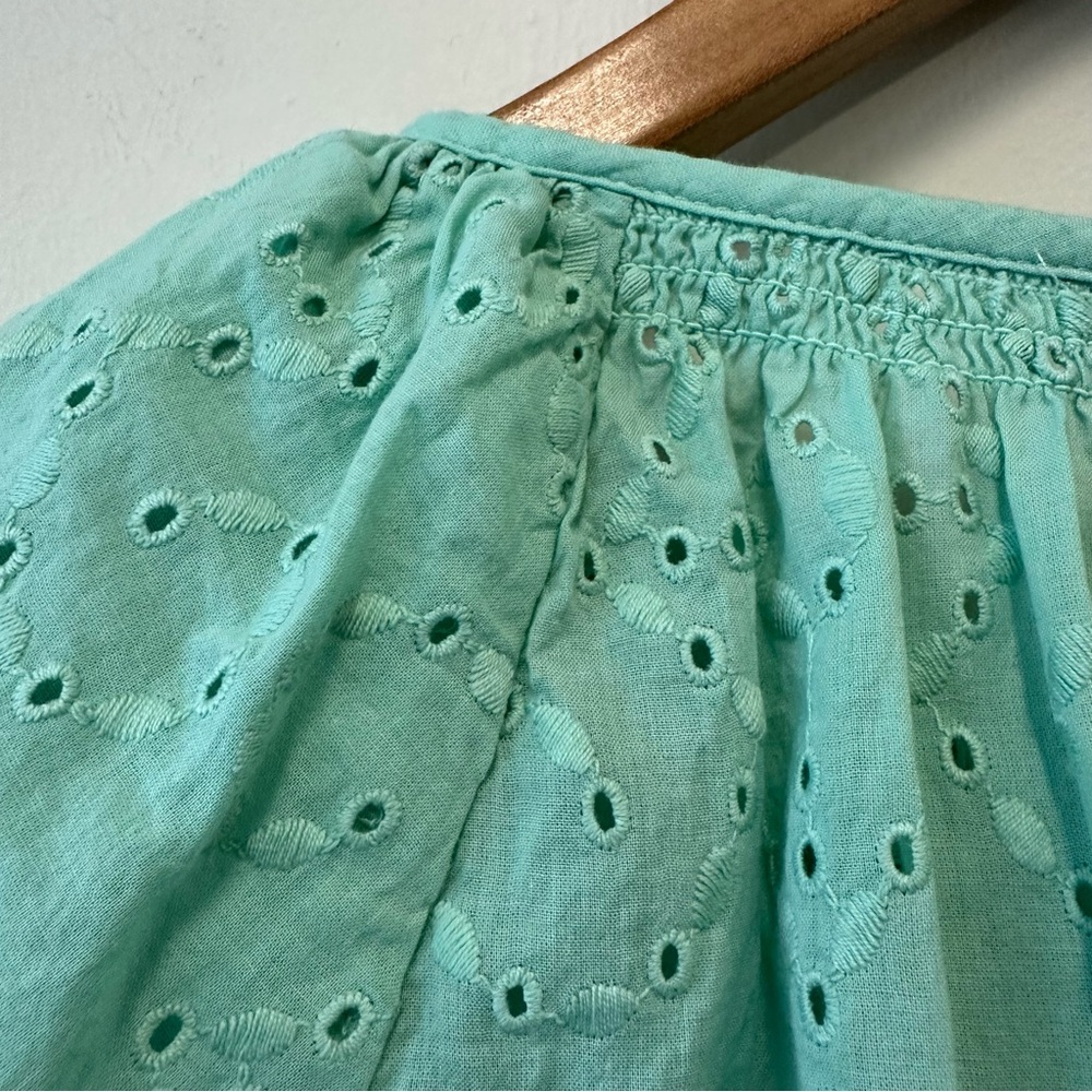 100% Cotton Mint Eyelet Puff Sleeve Button Down Blouse - Picture 8 of 8
